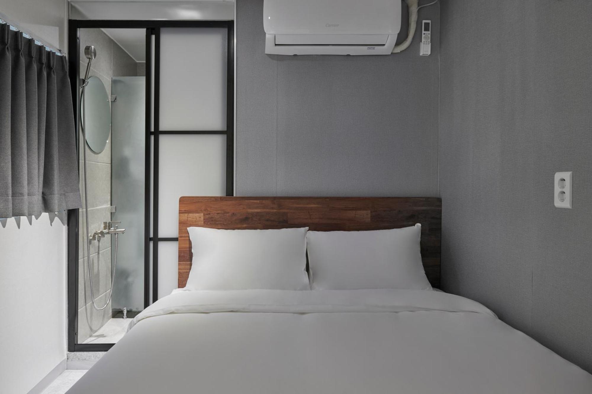 Hotel Eight Rest Jong-ro