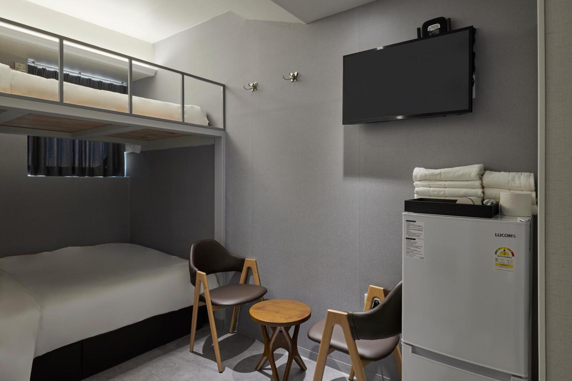 Eight Rest Jong-ro Seoul
