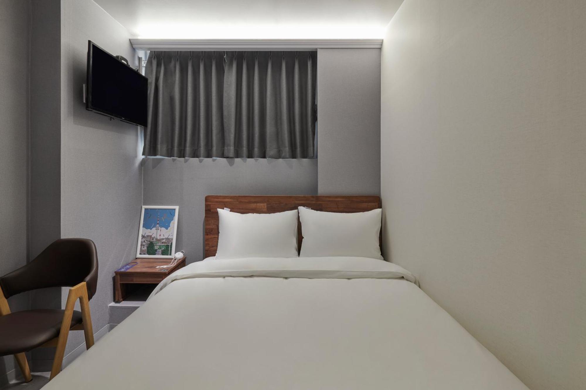Hotel Eight Rest Jong-ro 2*